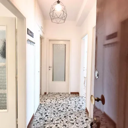 Flat Barbariga 12 Apartment Trieste